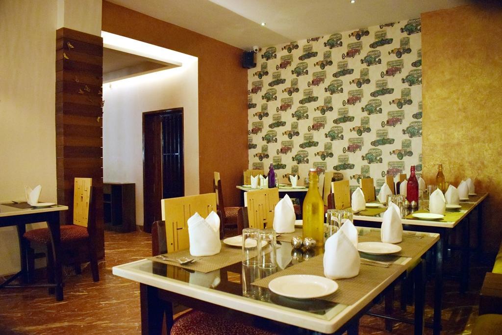 Hotel Hari Vilaas Varanasi Eksteriør billede