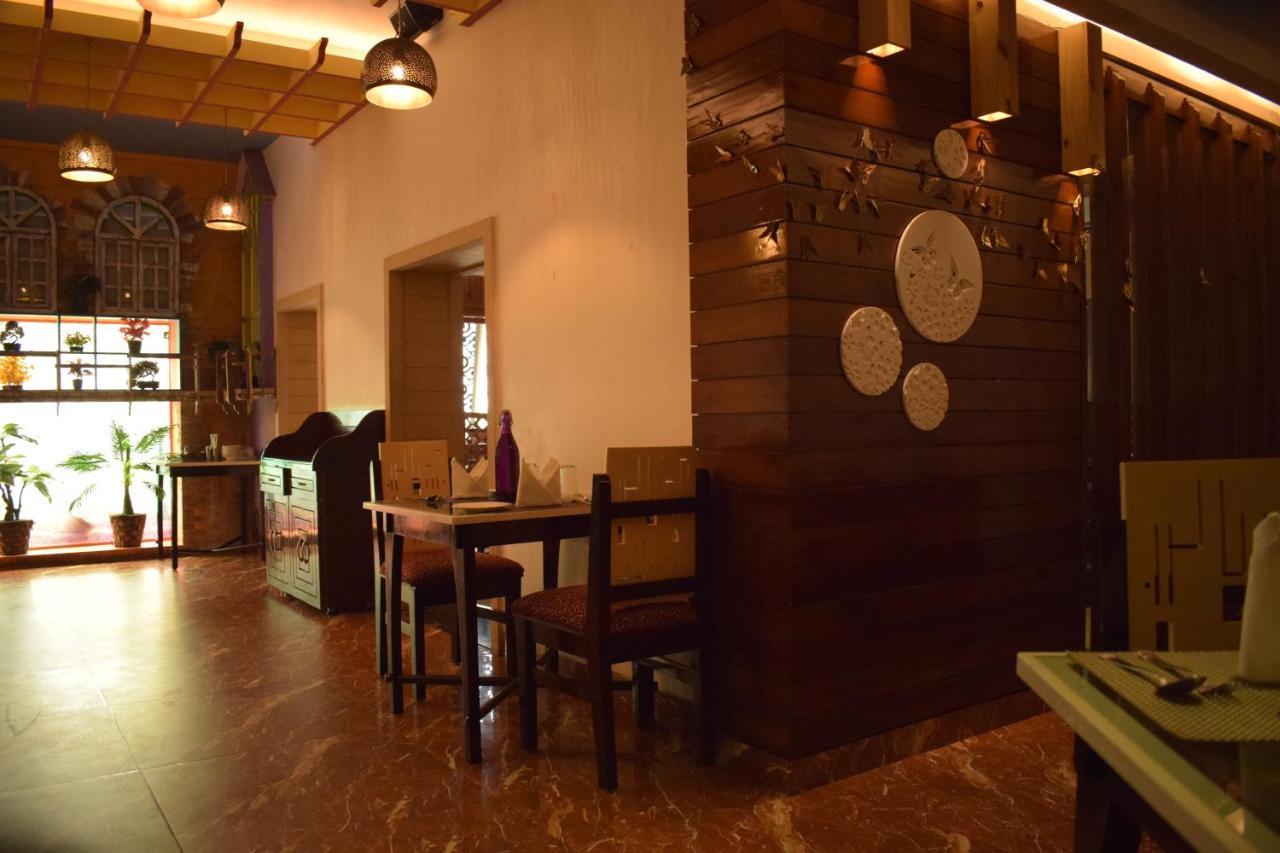Hotel Hari Vilaas Varanasi Eksteriør billede
