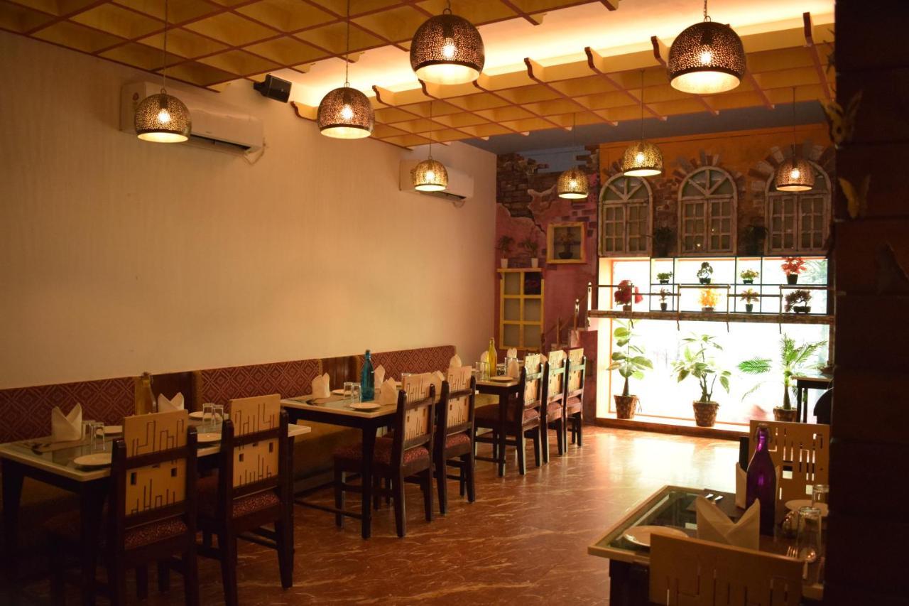 Hotel Hari Vilaas Varanasi Eksteriør billede