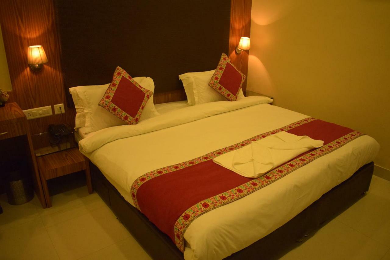 Hotel Hari Vilaas Varanasi Eksteriør billede